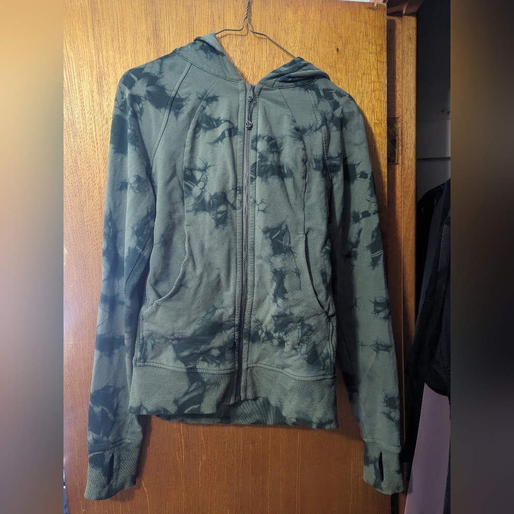 Lululemon Sweater
